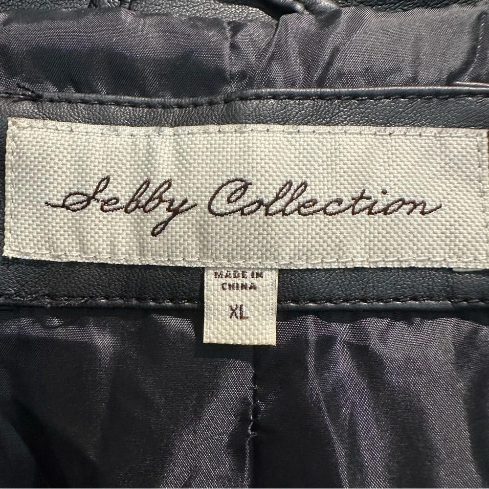 Sebby Collection Black Vegan Non Leather Puffer Bomber‎ Jacket